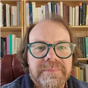 Profesor de hebreo bíblico desde nivel inicial hasta niveles avanzados. Clases personalizadas de análisis de textos